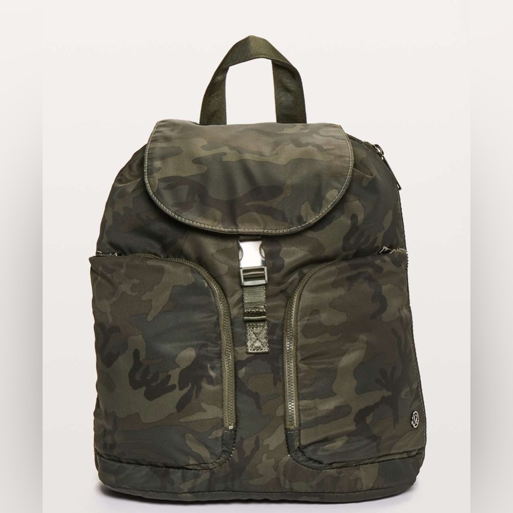 Lululemon Carry Onward Rucksack *12L
Woodland Camo Multi Green